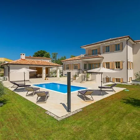 Villa Abies In - Haus Fuer 8 Personen