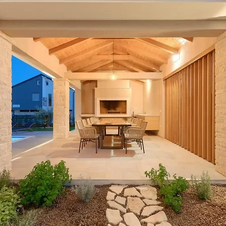 Abies In - Haus Fuer 8 Personen